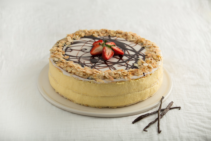 Mille Feuille Ribbons and Bows Cakes